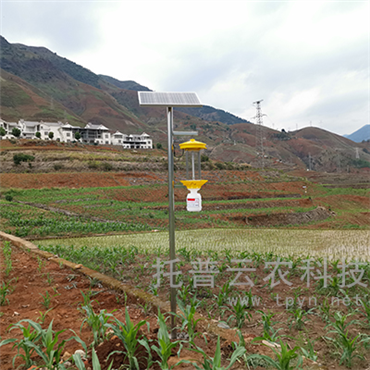 太陽(yáng)能殺蟲(chóng)燈